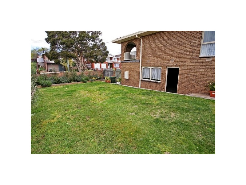 2 Cardiff Street, Bell Post Hill VIC 3215
