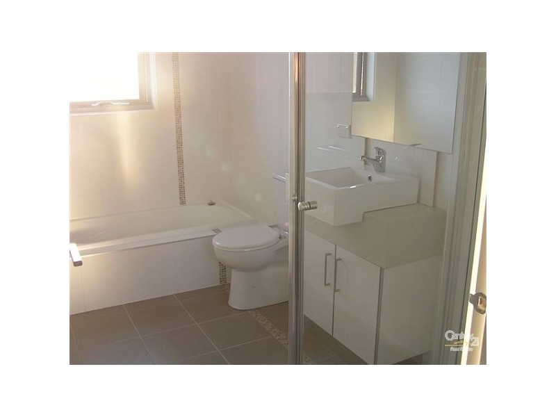 2/125 Fyffe Street, Thornbury VIC 3071