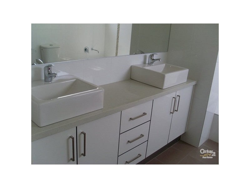 2-125 Fyffe Street, Thornbury VIC 3071