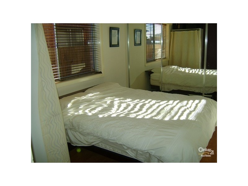 3/5 Normanby Avenue, Thornbury VIC 3071