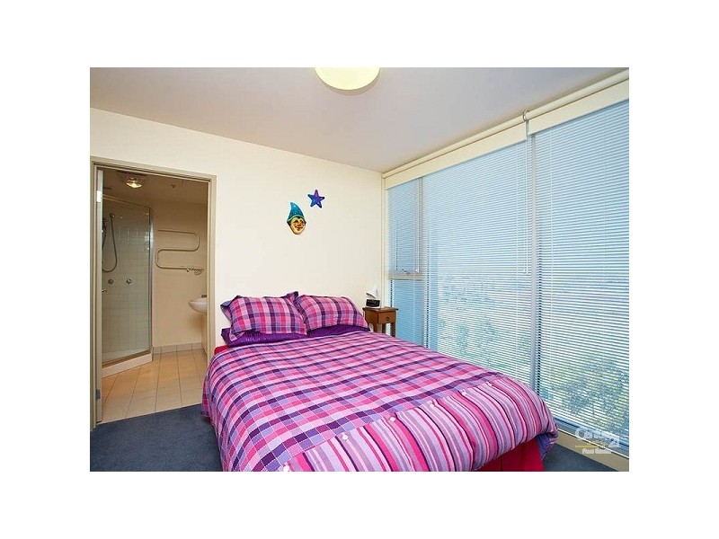 B510/70 Speakman Street, Kensington VIC 3031