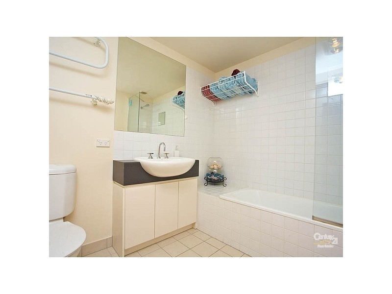 B510/70 Speakman Street, Kensington VIC 3031