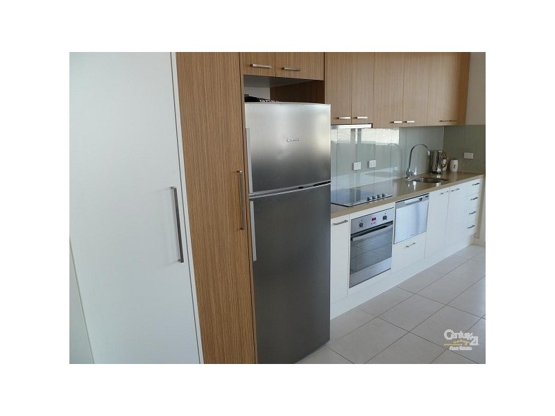 2/116 Albert Street, Brunswick VIC 3056