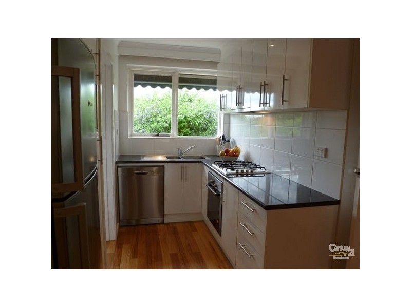 2/121 Darebin Road, Thornbury VIC 3071