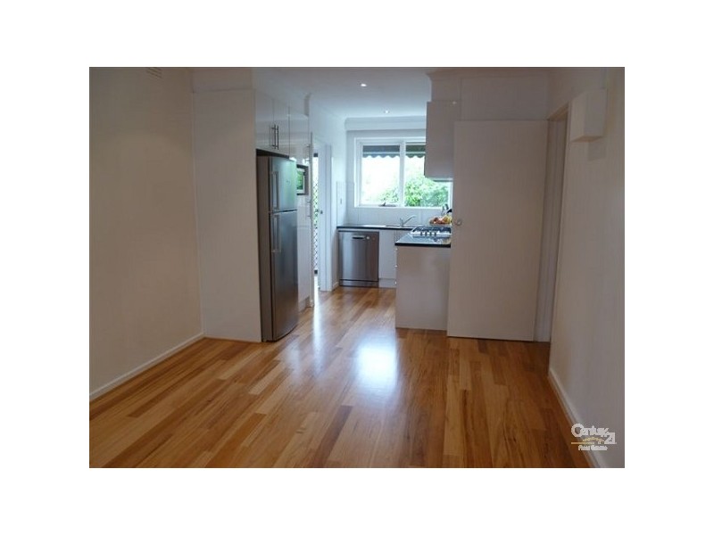 2/121 Darebin Road, Thornbury VIC 3071