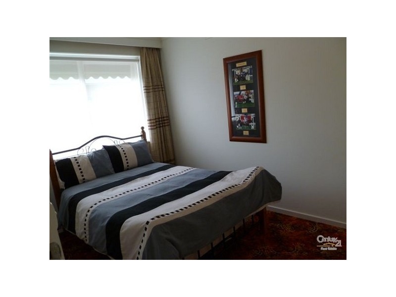 2/121 Darebin Road, Thornbury VIC 3071