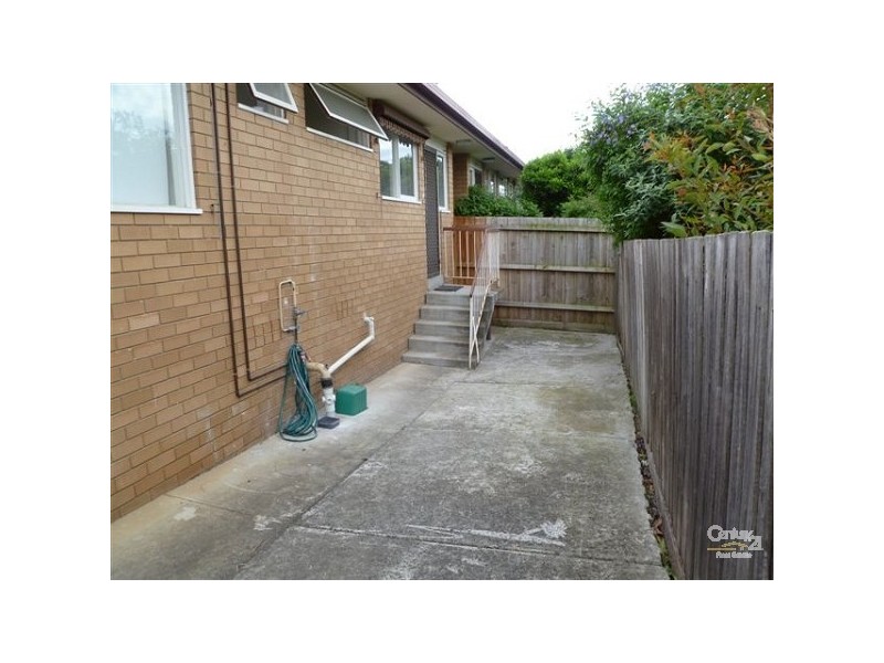 2/121 Darebin Road, Thornbury VIC 3071