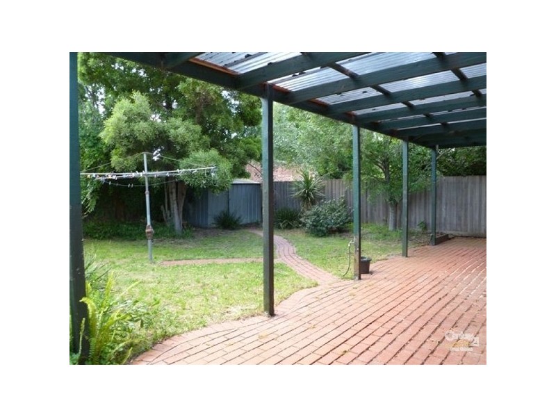 15 Francis Grove, Thornbury VIC 3071