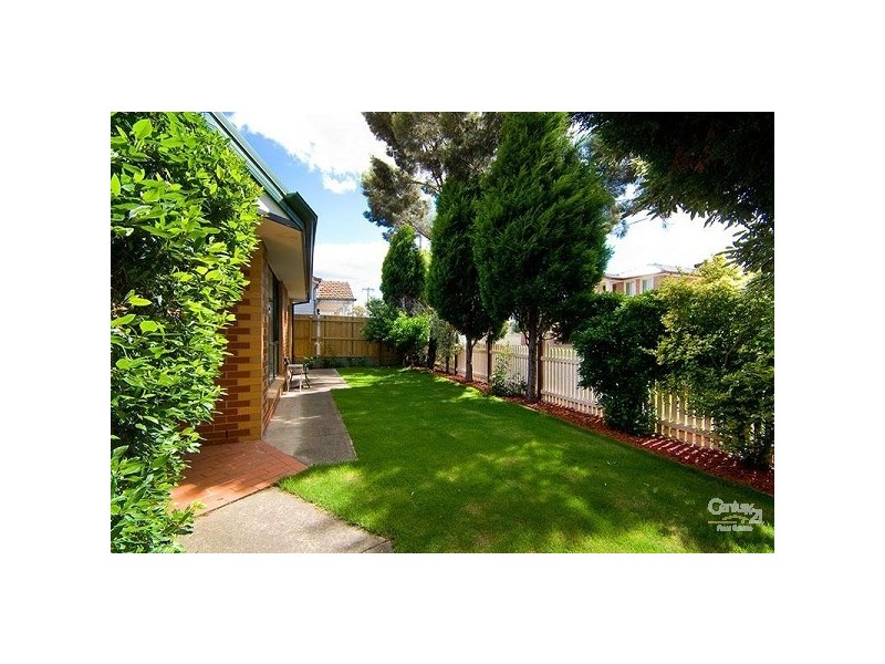 1/7 Cash street, Coburg VIC 3058