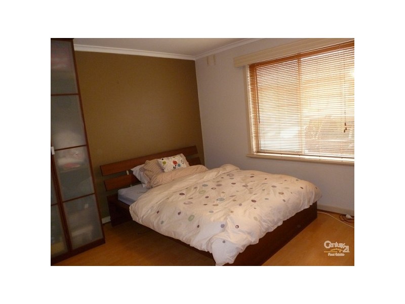 2/73 Darebin Road, Thornbury VIC 3071