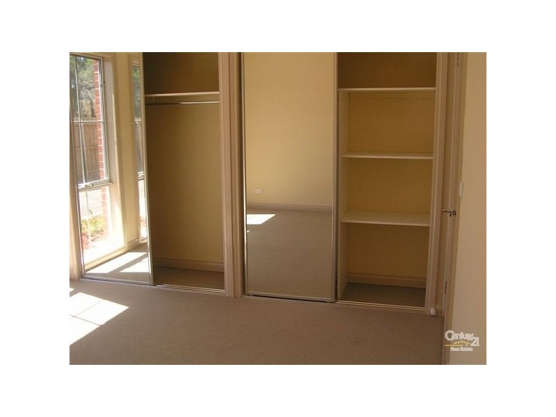 5/45 Gretel Grove, Melton VIC 3337