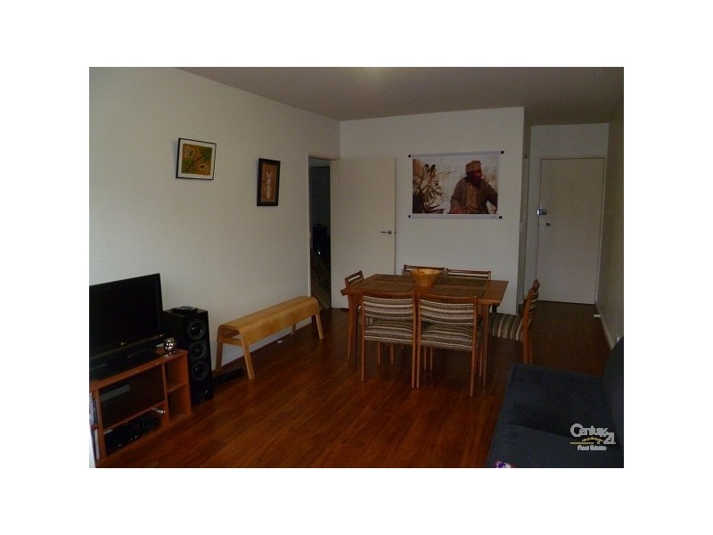 2/14 Normanby Avenue, Thornbury VIC 3071