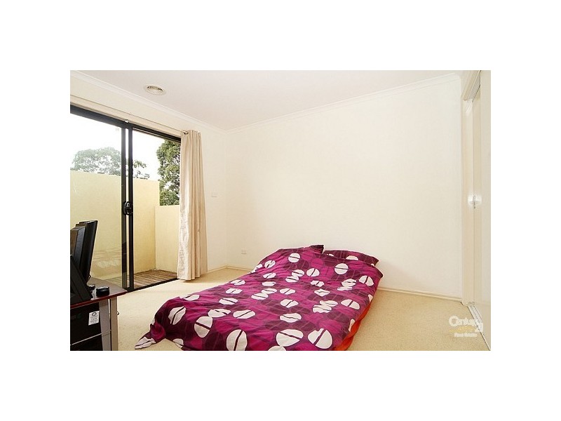 2/15 Ararat Avenue, Coburg North VIC 3058