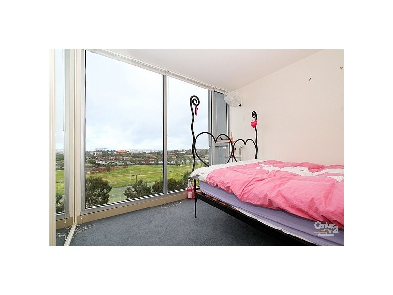 B510/70 Speakman Street, Kensington VIC 3031