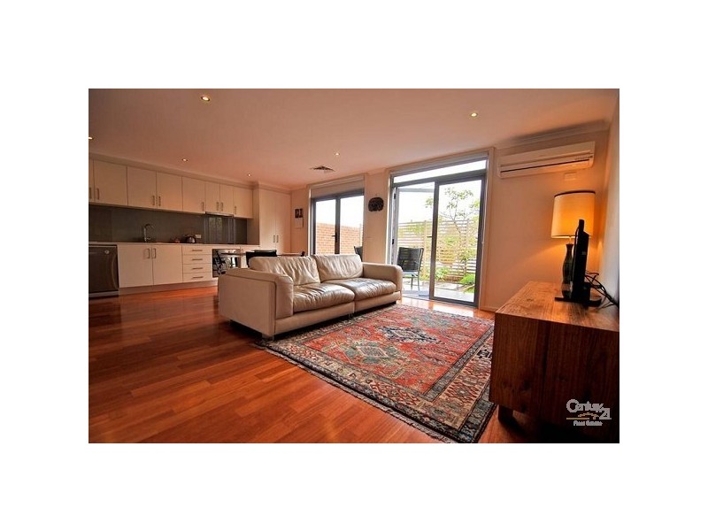 2/15-25 Bastings Street, Northcote VIC 3070