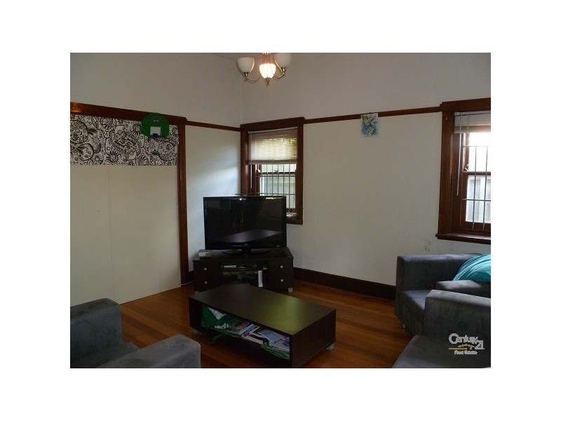 23 Sussex Street, Preston VIC 3072