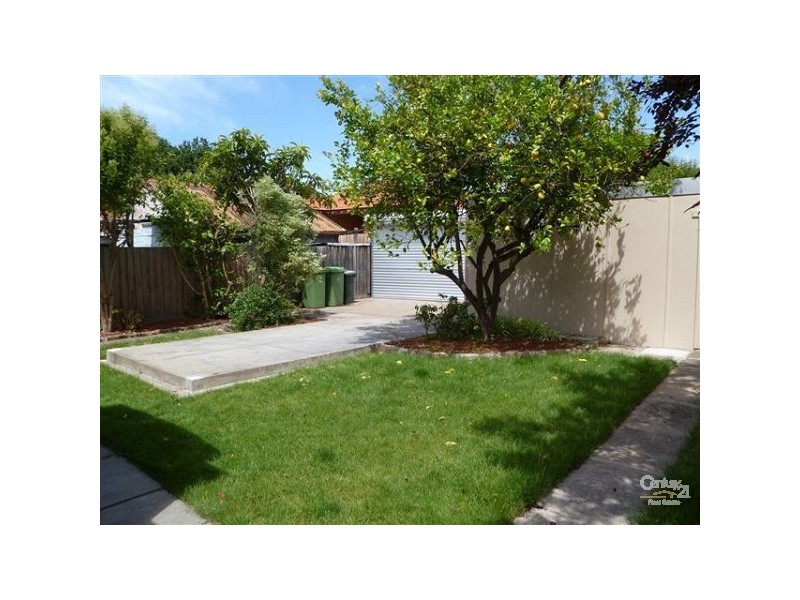 129 Gilbert Road, Preston VIC 3072