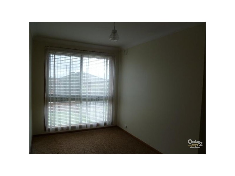 1/9 Ashton Street, Reservoir VIC 3073