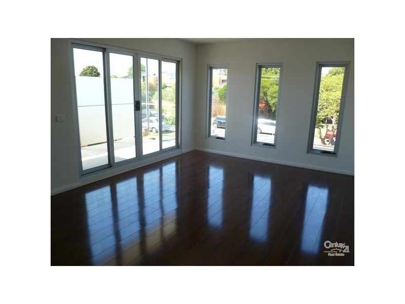 10/37 Clapham Street, Thornbury VIC 3071