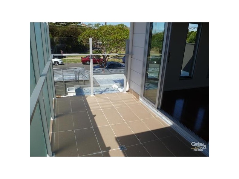 10/37 Clapham Street, Thornbury VIC 3071