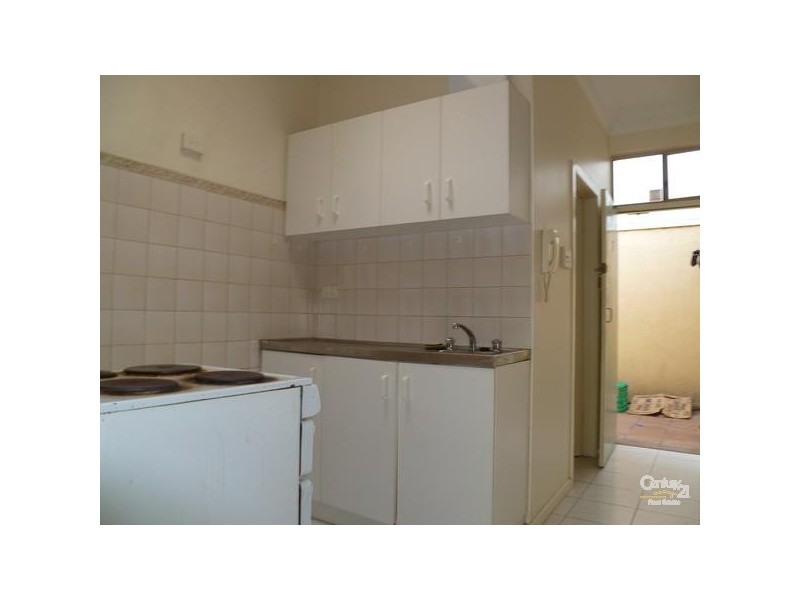 2/421 Rathdowne Street, Carlton VIC 3053