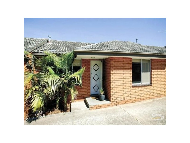 2/73 Darebin Road, Thornbury VIC 3071