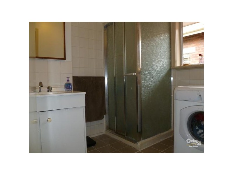 2/73 Darebin Road, Thornbury VIC 3071