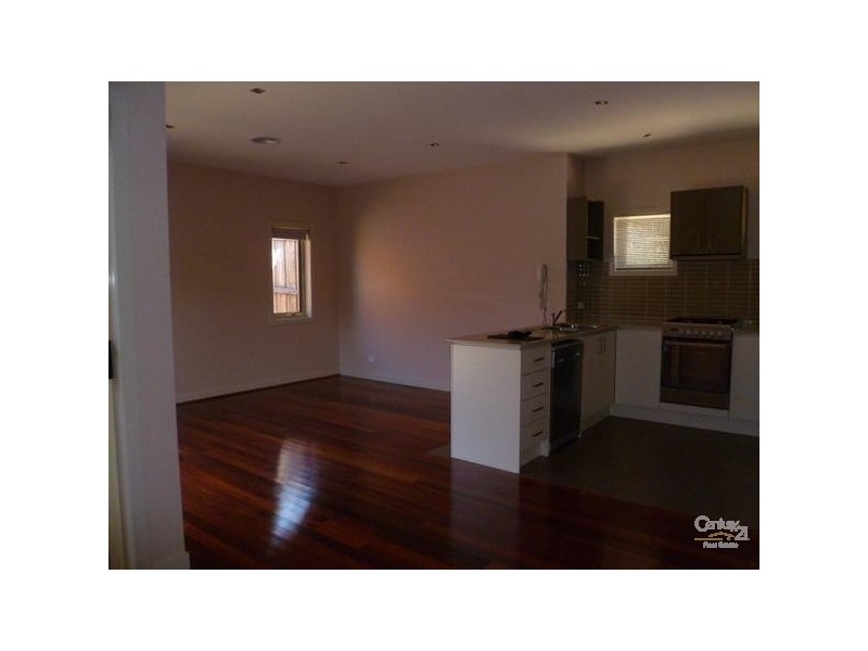 2/7 Strettle Street, Thornbury VIC 3071