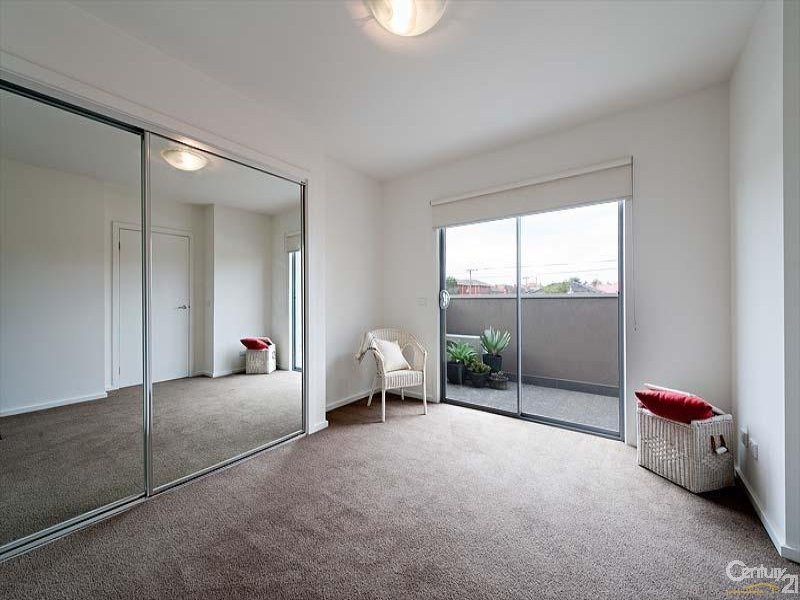 8/853 High Street, Preston VIC 3072