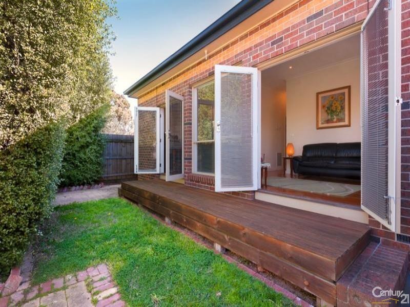 2/66 Hammond Street, Thornbury VIC 3071