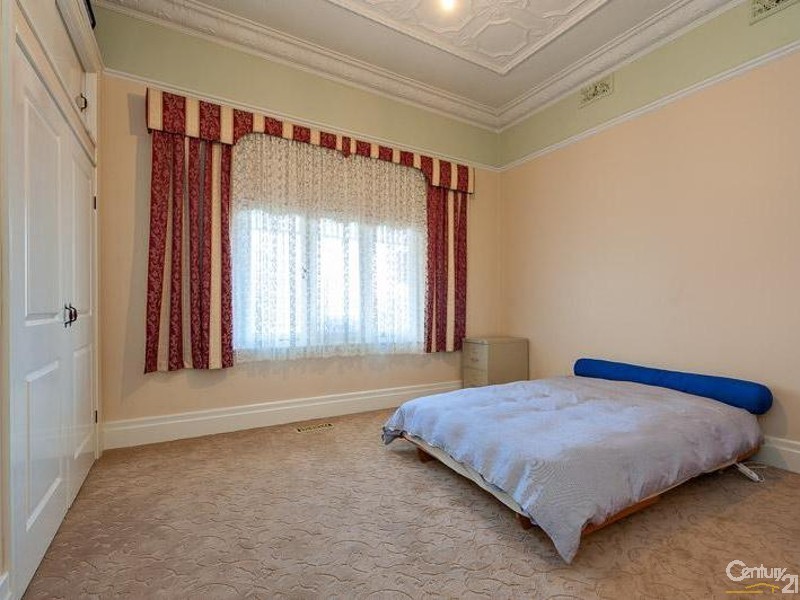 84 Albert Street, Seddon VIC 3011