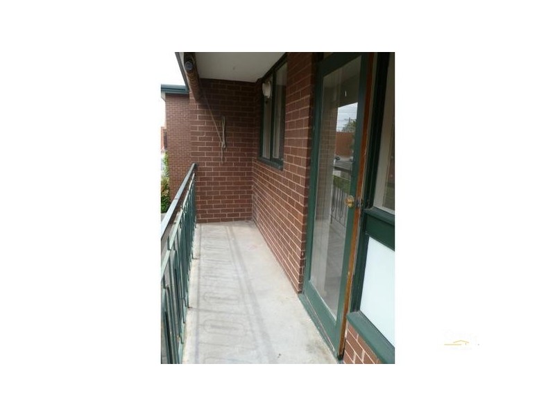 8/608 Moreland Road, Brunswick VIC 3056