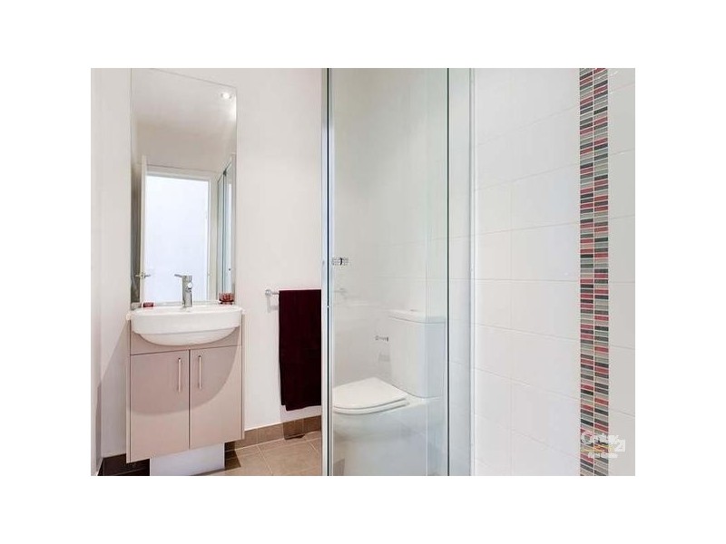 8/853 High Street, Preston VIC 3072