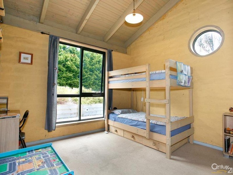 24 Mountain Home Road, Kinglake VIC 3763