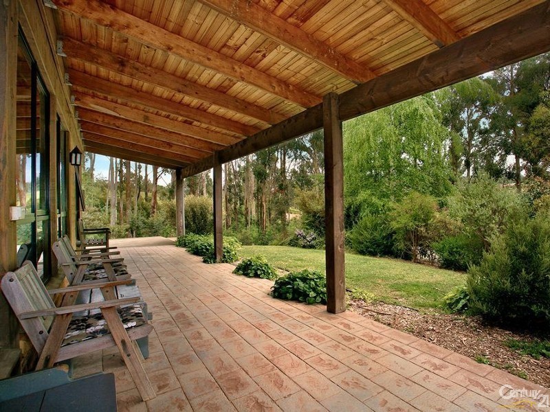 24 Mountain Home Road, Kinglake VIC 3763