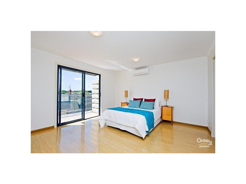 1/142 Nicholson Street, Coburg VIC 3058