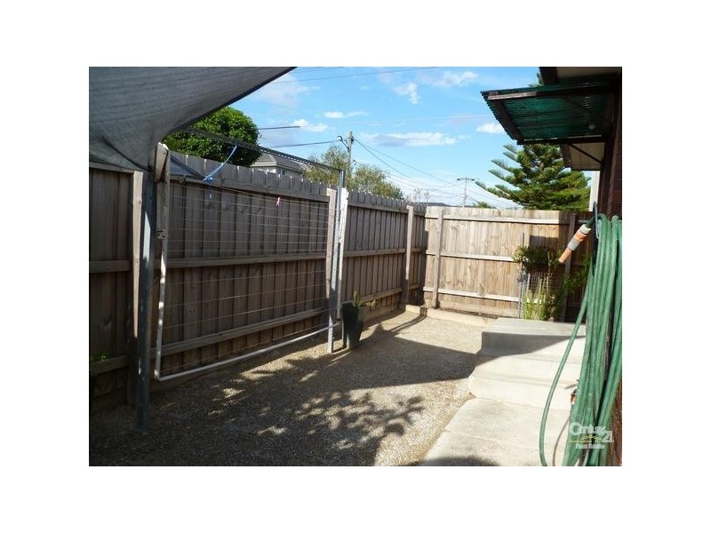 13/184 Normanby Avenue, Thornbury VIC 3071