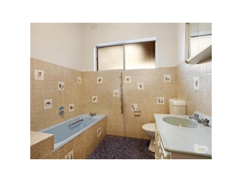 25 Clapham Street, Thornbury VIC 3071