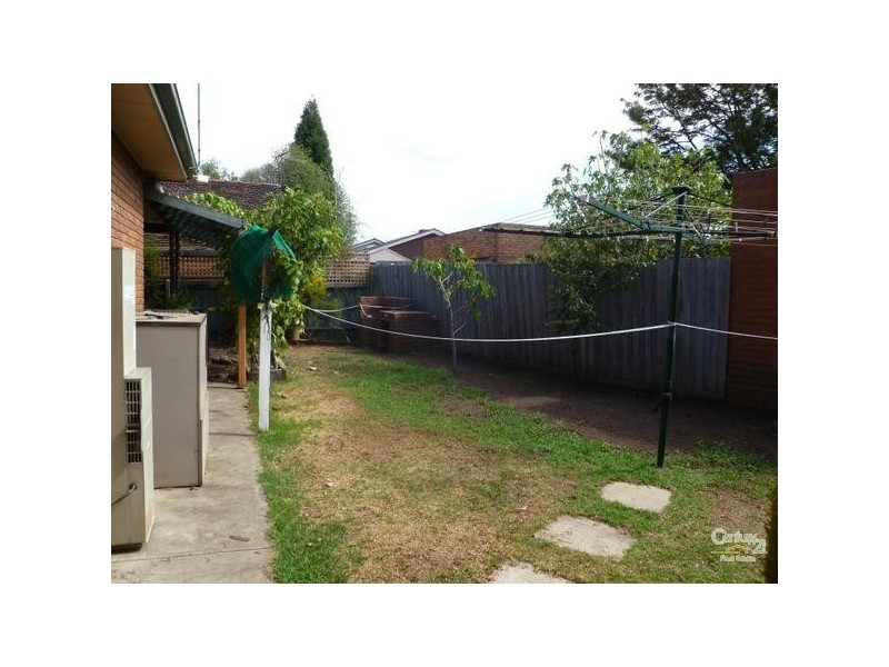 142 Hughes Parade, Reservoir VIC 3073