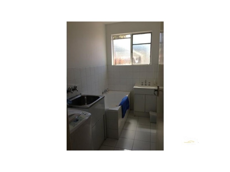 3/10 Hartley Avenue, Footscray VIC 3011