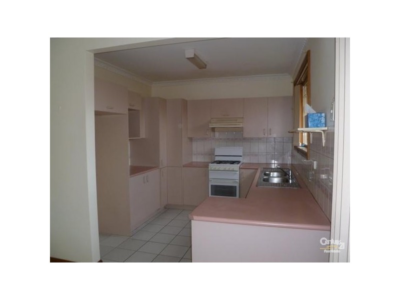 3 Sutton Street, Reservoir VIC 3073