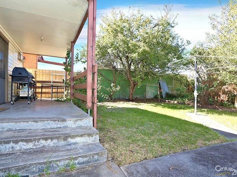 6 Hill Grove, Preston VIC 3072