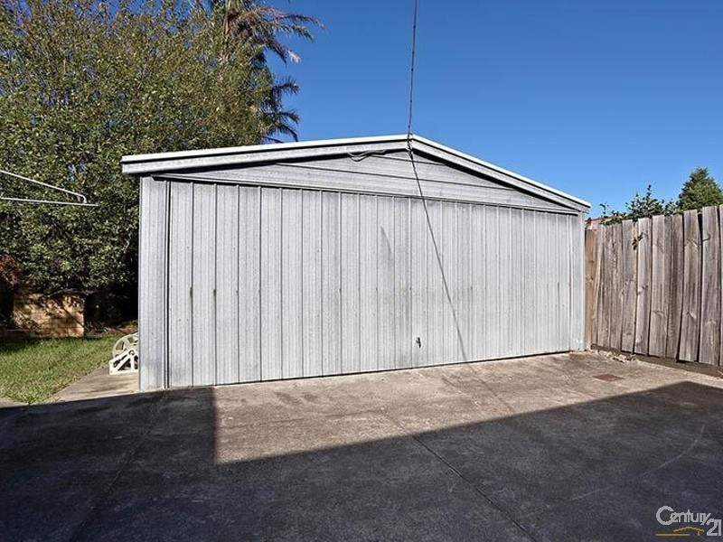 6 Hill Grove, Preston VIC 3072