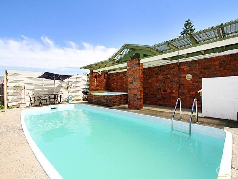 31 Green Avenue, Kingsbury VIC 3083