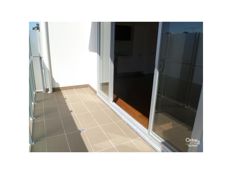 10/37 Clapham Street, Thornbury VIC 3071