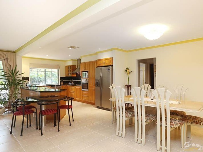 67 Thea Grove, Doncaster East VIC 3109