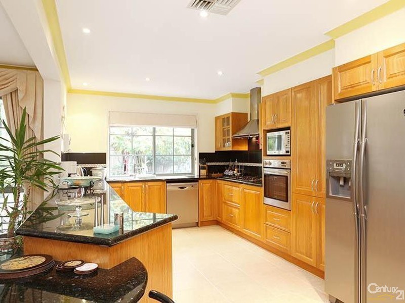 67 Thea Grove, Doncaster East VIC 3109