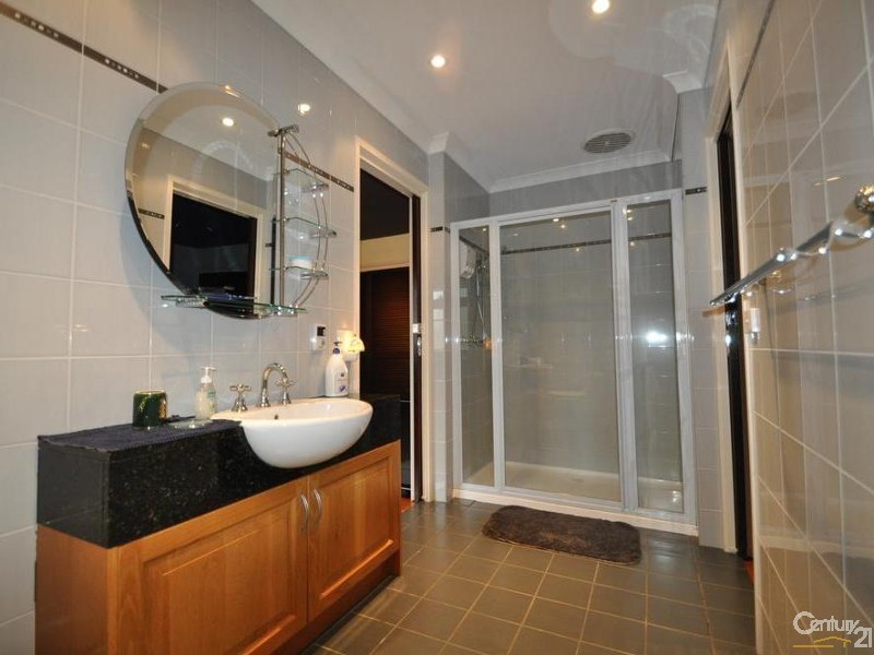 67 Thea Grove, Doncaster East VIC 3109