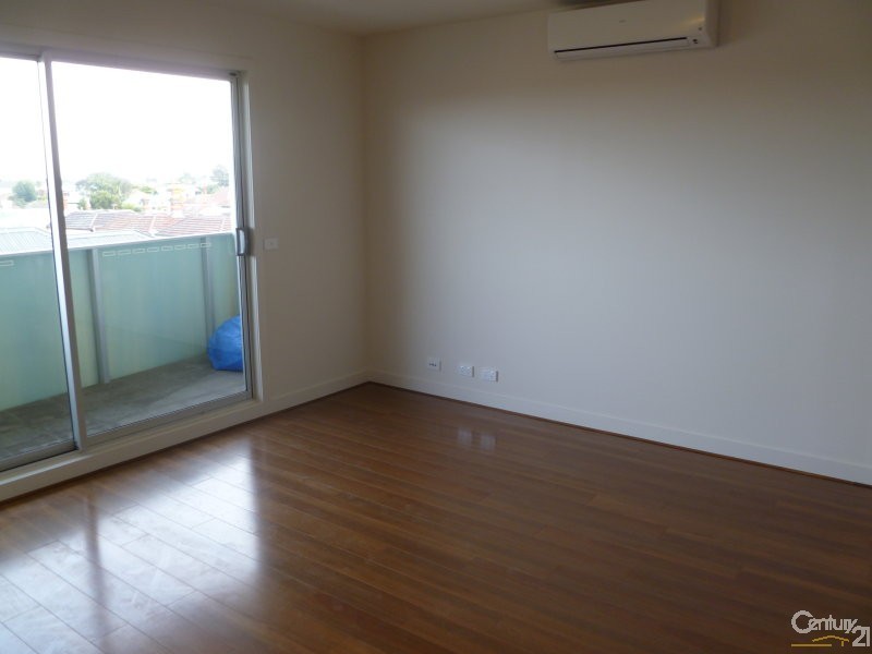 212/469-481 High Street, Northcote VIC 3070