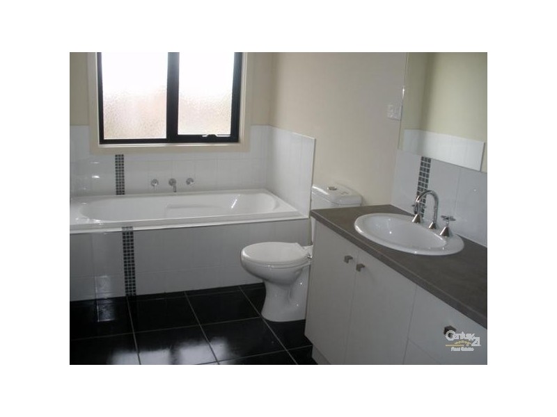 2/1 Ascot Street, Preston VIC 3072